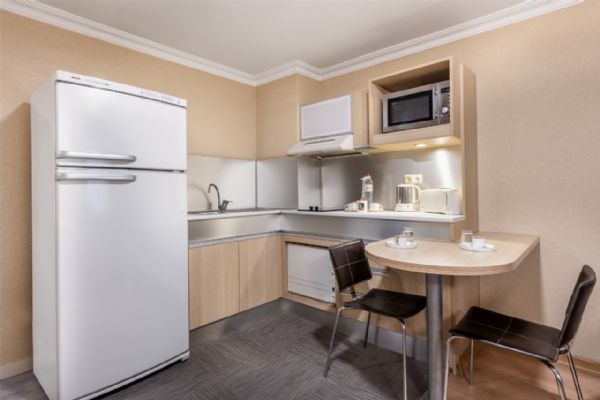 Fully Equipped Open Kitchen